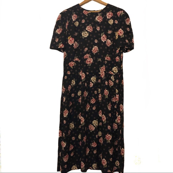 Vintage Dresses & Skirts - Vintage! Floral Pattern Midi High Neck Dress Cap